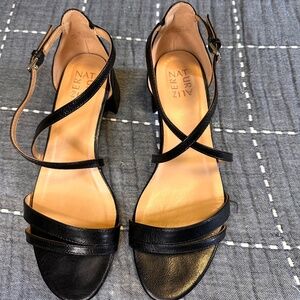 Naturalizer strappy dress sandal, black leather, size 10W